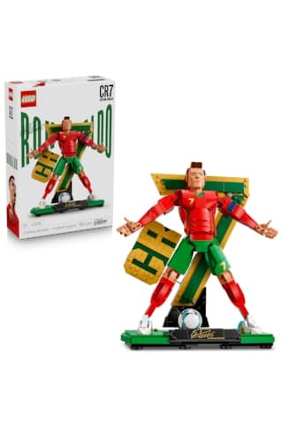LEGO® Editions Cristiano Ronaldo – Futbol Efsanesi 43016 - 12 Yaş ve Üzeri Çocuklar için Dekoratif Model Yapım Seti (854 Parça)