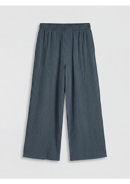 LC Waikiki Beli Lastikli Geniş Paça Kadın Pantolon