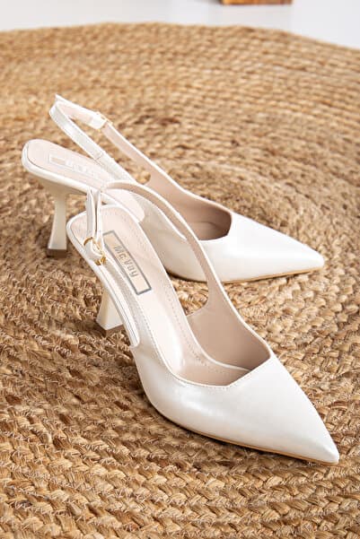 Mc vay Shoes Stiletto Beyaz Sedefli Gold Toka Detaylı Kadın Stiletto Ayakkabı