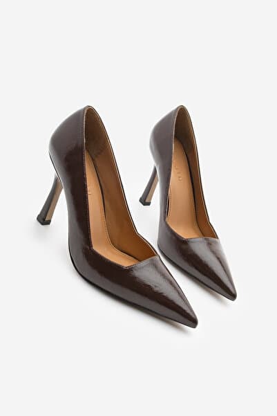 Marjin Kadın Stiletto Sivri Burun Klasik Topuklu Ayakkabı Zarte Kahve