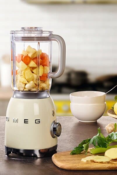 Smeg 50's Style Retro Tritan™ Renew Krem Blender BLF03CREU