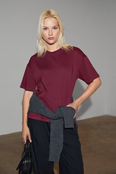 GRIMELANGE Jemmy Kadın %100 Organik Pamuk Relaxed Fit Yırtmaçlı Yuvarlak Yakalı Bordo T-Shirt