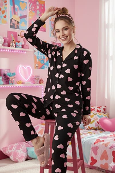 Strawberry Kalp Desenli Düğmeli Uzun Kollu Pijama Takımı