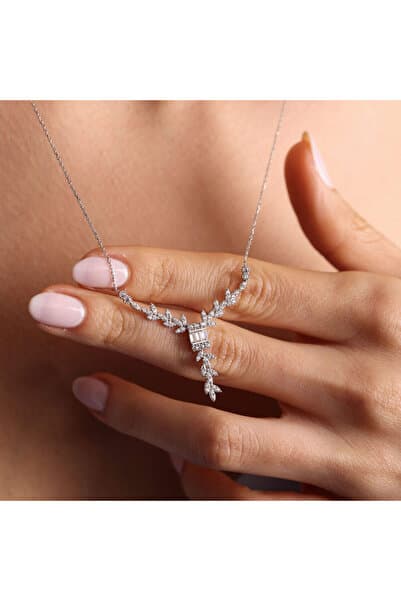 Beyaz Altın Baget Kolye Salkım Formlu