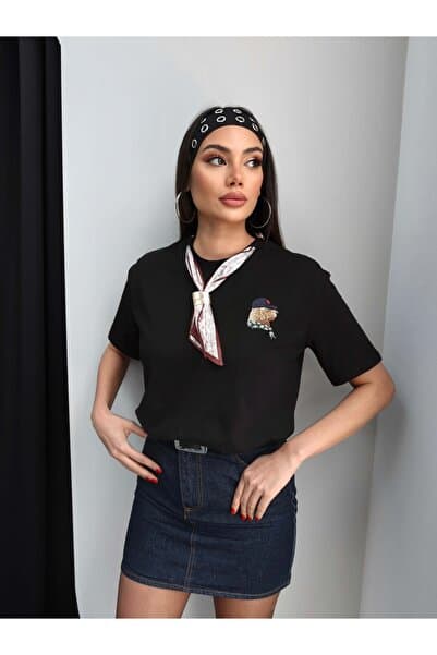ESRAHELVACI Fular Detay Aksesuarlı Tshirt