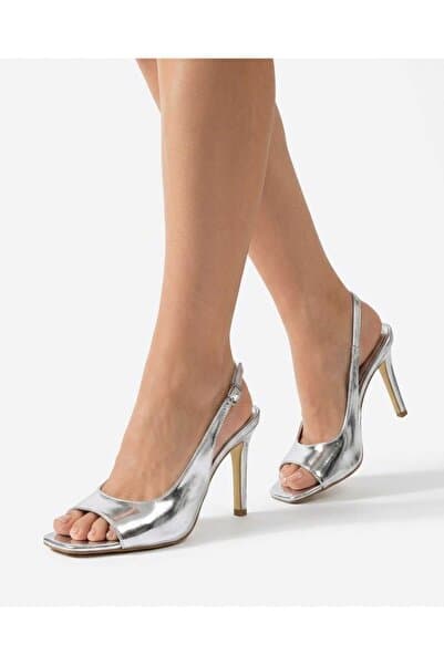 LIVONIA SHOES GÜMÜŞ METALİK İNCE TOPUKLU ABİYE AYAKKABI