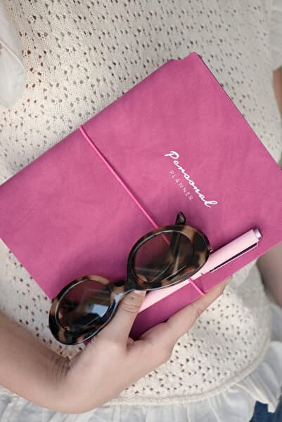 Victoria's Journals KUKA Vegan Deri Esnek Kapaklı Lastikli Planlayıcı Çizgili Not Defteri 15x21 cm (A5) Fuşya