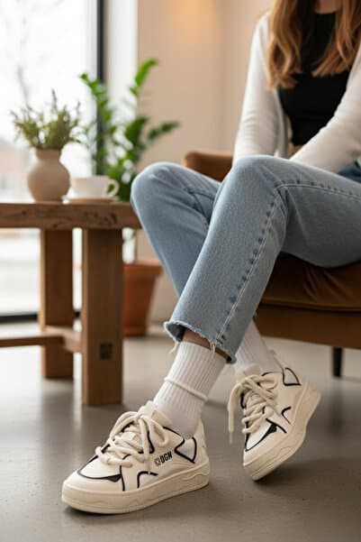 Dgn Kadın Kalın Rahat Taban Bağcıklı Günlük Spor Ayakkabı Sneaker Siyah