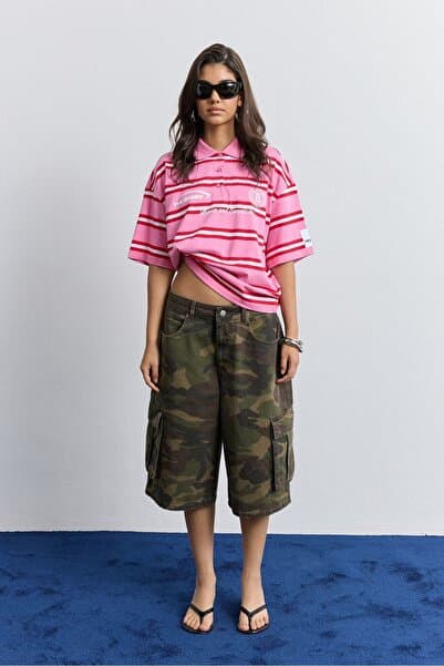 bases. Polo Yaka Çizgili Oversize T-Shirt