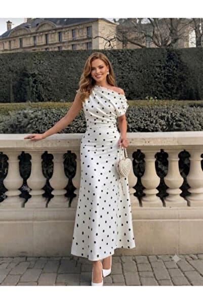 Nes Moda Kadın Drape Detaylı Kayık Yaka Puantiyeli Elbise