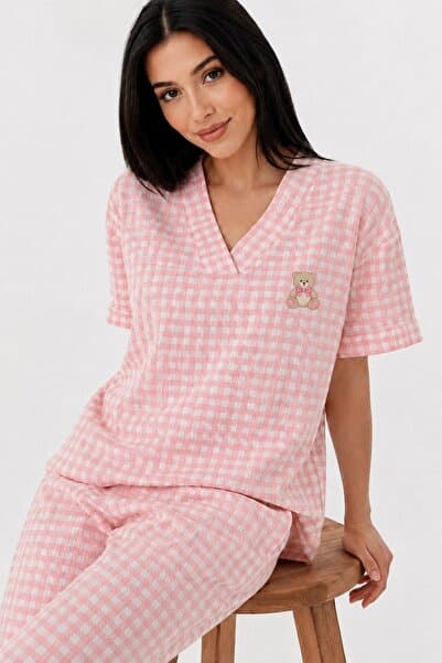 BELLA NOTTE Pembe Pötikare Desenli V Yaka Ayıcık Nakışlı Kısa Kollu Pijama Takımı