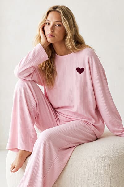 Siyah İnci pembe Kalp nakışlı Fitilli Yumuşak Tuşe Örme Pijama Takım