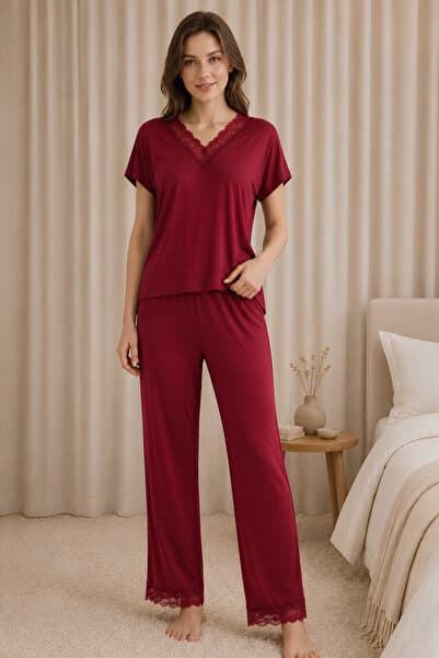Jusmart Kadın Kırmızı Kısa Kollu V Yakalı Lez Dantelli Viskon Pijama Takımı Nakışlı Uzun Alt Üst 2'li Ev Giyim Uyku Takımı %94 Viskon %6 Elastan Örme Kumaş Ring Kalite Rahat Şık Homewear