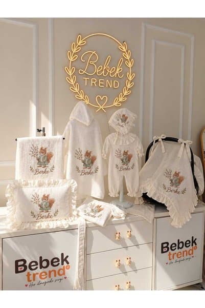 bebektrend Sevimli Sincap Erkek Modeli ve Kişiye Özel İsim Nakışlı Müslin Yenidoğan Bebek Seti