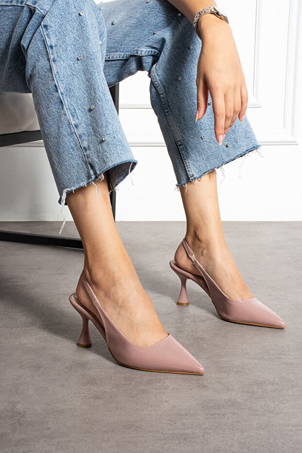Güllü Shoes Pudra Rugan Sivri Burun İnce Topuklu Açık Yan Bantlı Stiletto | Abiye ve Özel Gün Şıklığı İçin
