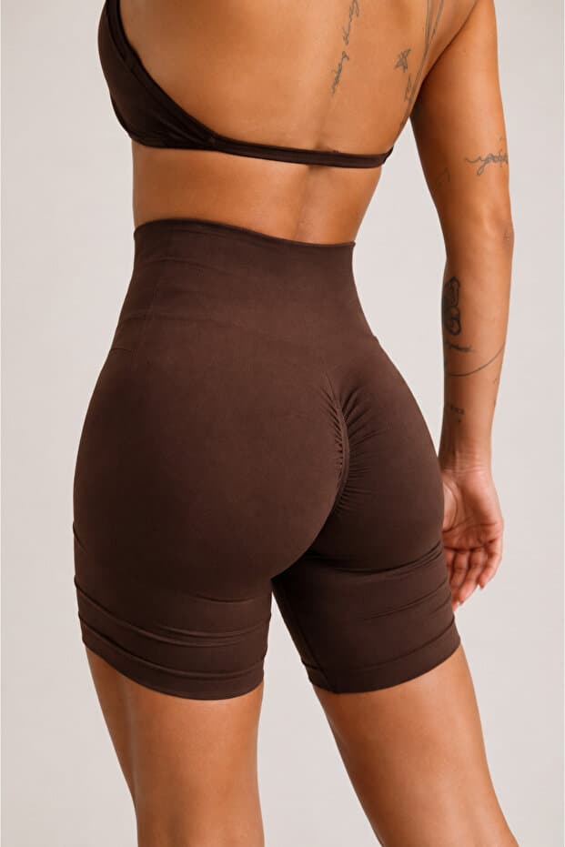 FOREVER MORE Milene Model Yüksek Bel Toparlayıcı Büzgü Detaylı Push Up Seamless Kısa Şort Tayt
