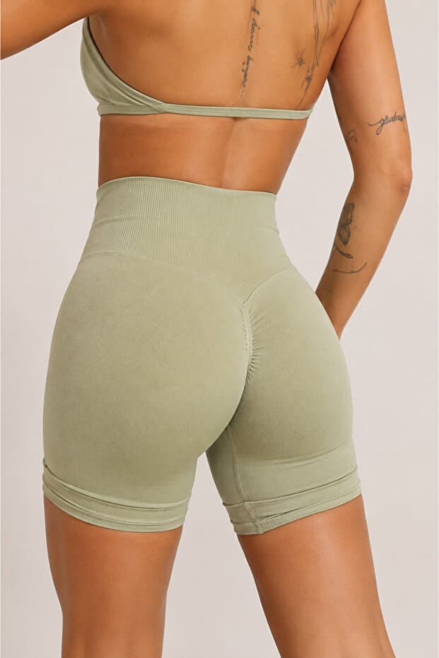 FOREVER MORE Milene Model Yüksek Bel Toparlayıcı Büzgü Detaylı Push Up Seamless Kısa Şort Tayt