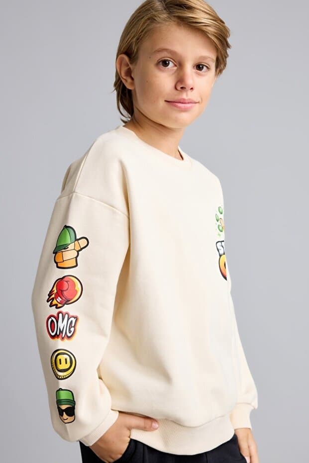 Defacto Stumble Guys Baskılı Bisiklet Yaka İçi Yumuşak Tüylü Sweatshirt Erkek Çocuk I3215A826WN