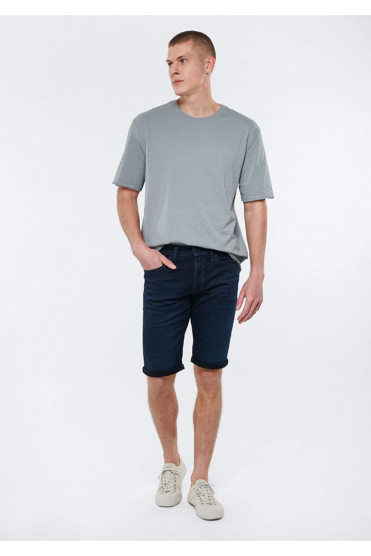 Mavi Nicholas Black Antrasit Jean Şort 0416081307