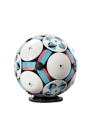 LEGO® Editions Football Futbol Topu 43019 - 10 Yaş ve Üzeri Çocuklar İçin Yaratıcı Oyuncak Yapım Seti (1498 Parça)