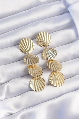 Ezoconcept Pirinç Gold Renk Deniz Kabuğu Model Sallantılı Küpe Çok Renkli