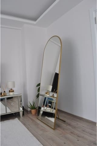 Effe Gold Metal Çerçeveli Oval Ayaklı Boy Aynası 180 X 70 Cm
