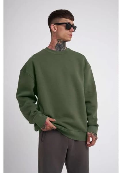 İyisi Var Unisex Biskilet Yaka Üç İplik SweatShirt -